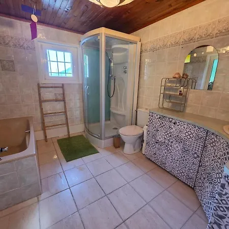 Chez Gaston Maison Avec *